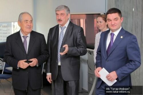 Минтимер Шаймиев посетил ИА «Татар-информ»